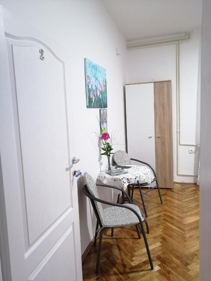 Apartman Nana Ягодина Екстериор снимка