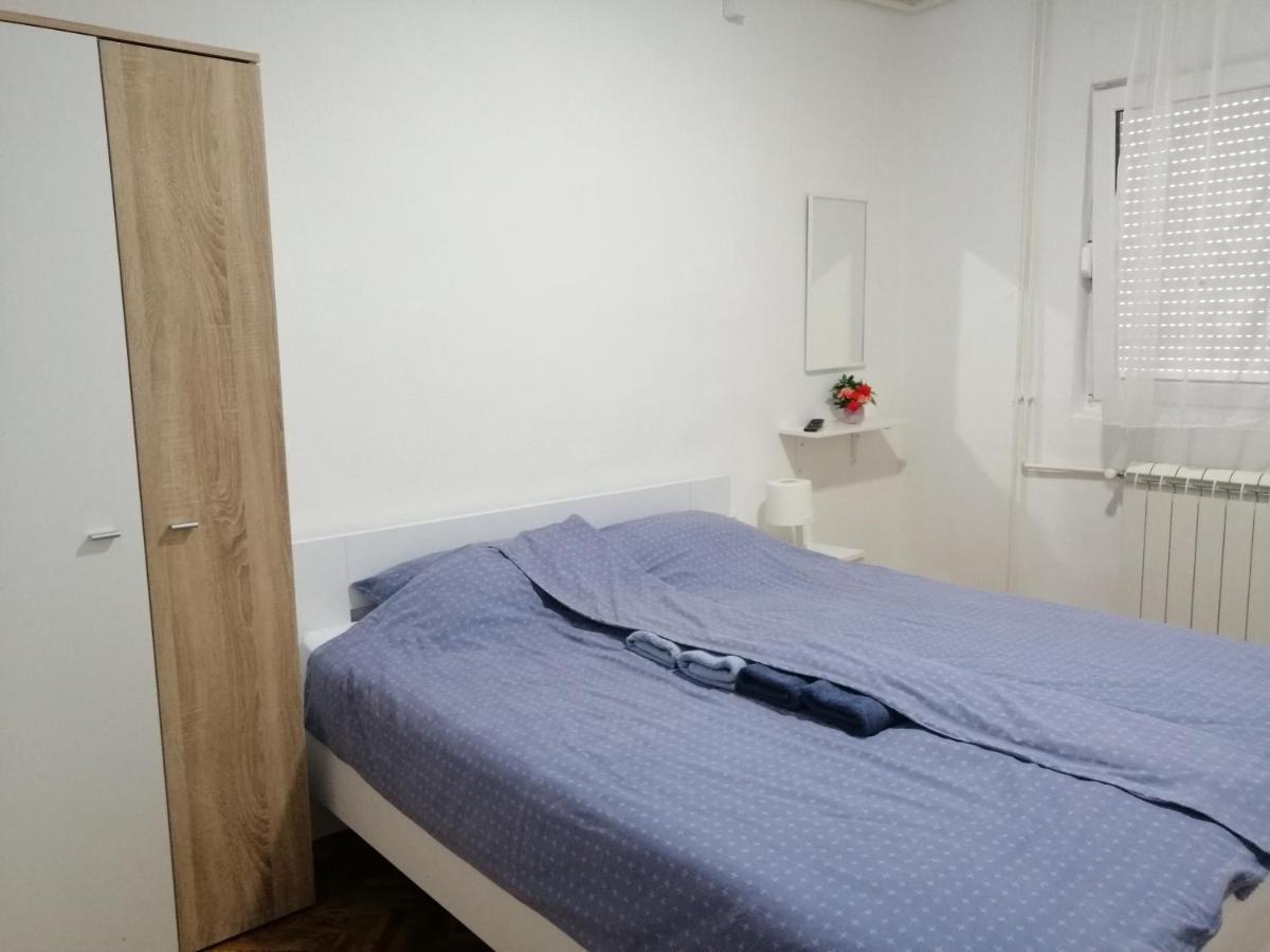 Apartman Nana Ягодина Екстериор снимка