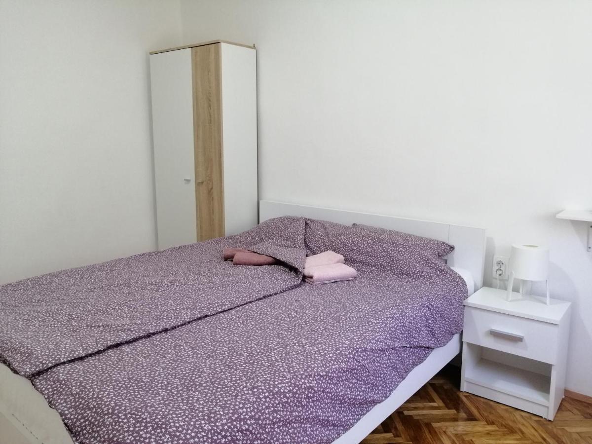Apartman Nana Ягодина Екстериор снимка