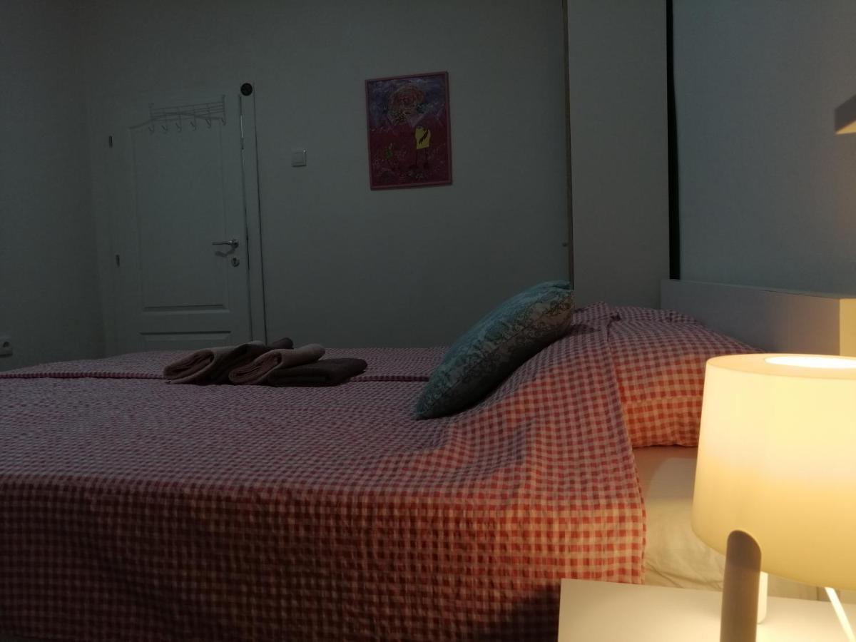 Apartman Nana Ягодина Екстериор снимка